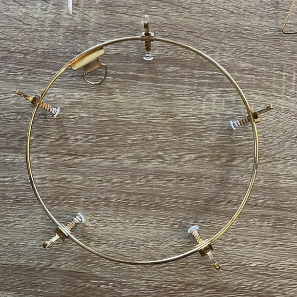 Plate Display Hangers - 5 Hangers - Picture 6 of 10